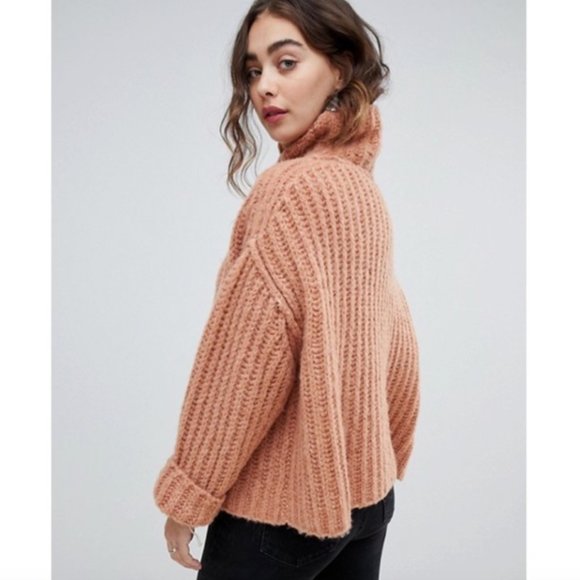 Free People Fluffy Fox Papaya Wool Alpaca Blend Oversized Turtleneck Sweater XS - Picture 4 of 16